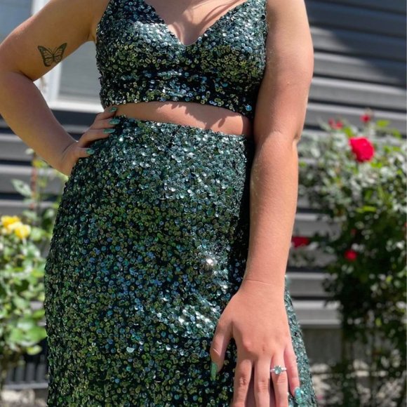 Sherri Hill 2 Piece Sequin Prom Dress - Picture 4 of 4